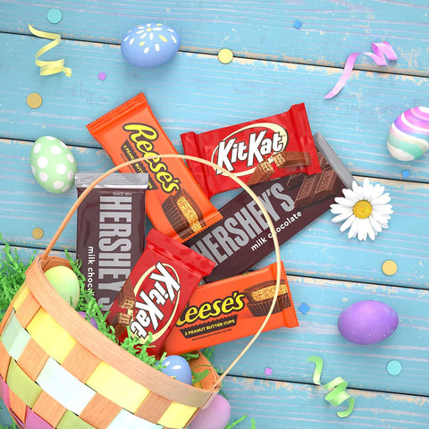 HERSHEY'S, KIT KAT and REESE'S Assorted Milk Chocolate, Full Size Bars Variety Box, 27.3 oz - 18 Count (Pack of 2)