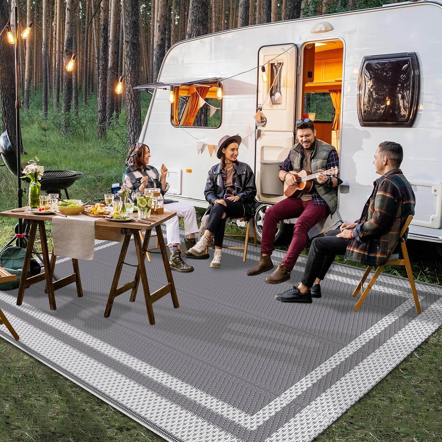 HappyTrends Outdoor Rug Portable Plastic Straw Camping Rugs for Outside RV