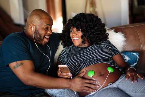 Wavhello BellyBuds Baby Bump Headphones - Prenatal Belly Speakers for Women During Pregnancy, Safely Play Music, Sounds, and Voices to Your Baby in The Womb - Green