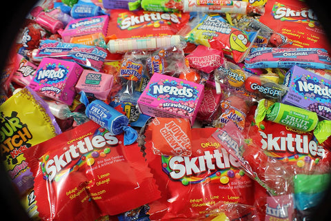 Candy Variety Pack - Assorted Candy Party Mix - 4 LB Bag - Sweets Assortment - Bulk Individually Wrapped - Pinata Candies - Mixed Candies - Queen Jax - Deluxe Mix - July 4th