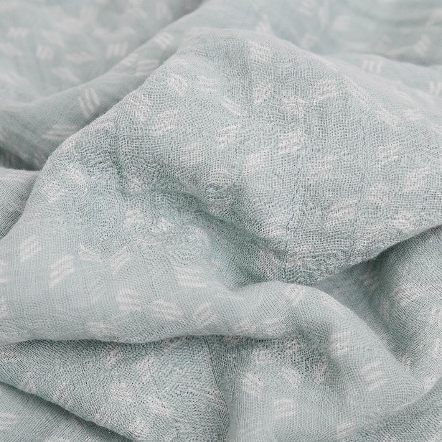 Little Unicorn Muslin Swaddle Blanket for Newborns & Infants | Soft & Breathable Fabric | Set of 3 Baby Blankets for Swaddling, Nursing, Shower Gifts (Farmyard)
