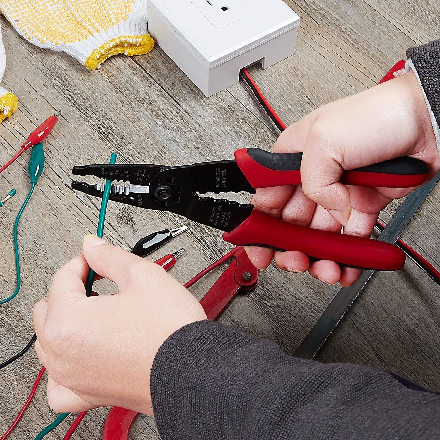 WGGE WG-015 Professional Wire Stripper, Wire Cutter and Wire Crimper 8-inch
