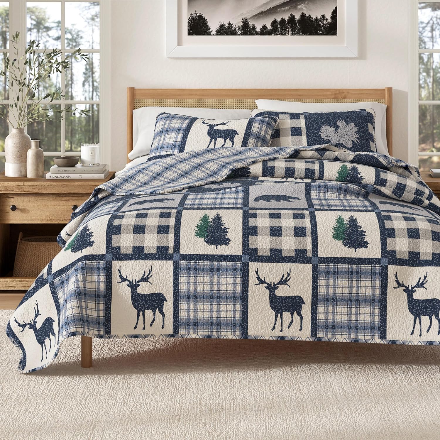 Great Bay Home Lodge Quilt Set - 3-Piece King/California King Size Rustic Bedding Set - Lightweight, All-Season, Reversible Bedspread (Navy/Grey)
