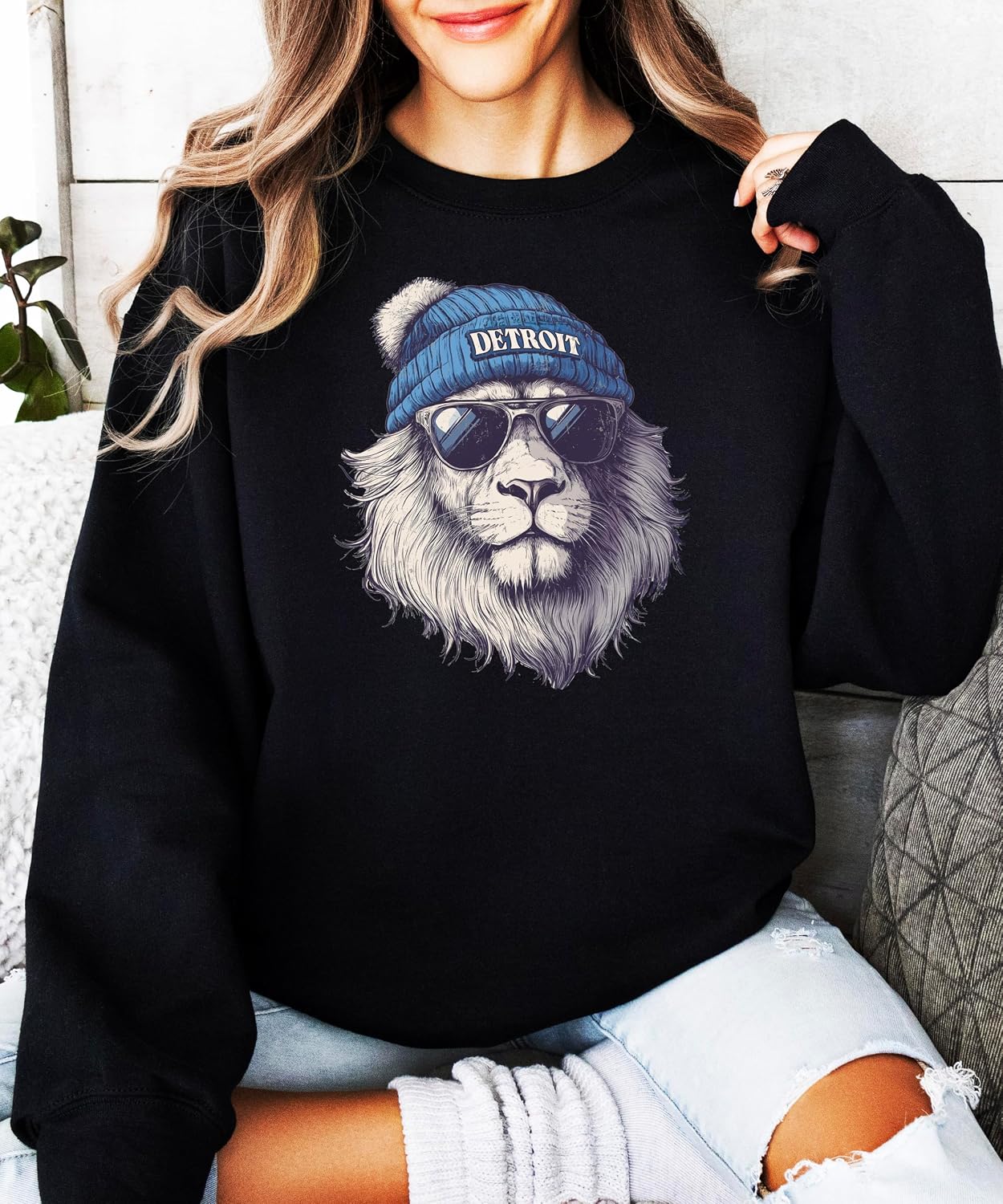 Olive Loves Apple Detroit Football Sports Sweatshirt for Men Women Youth and Toddler Boys and Girls