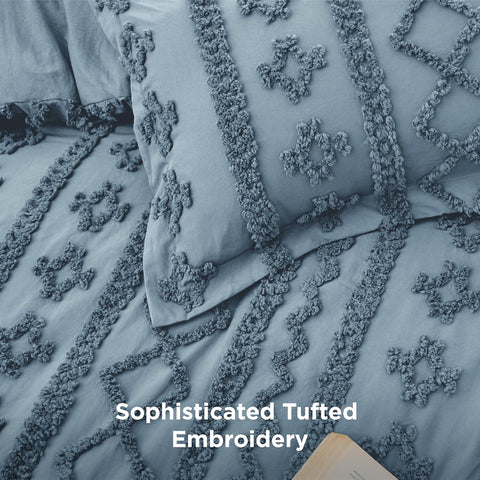 Bedsure Tufted Boho Comforter Set Queen Size - Dusty Blue Boho Bed Set, GentleSoft™ 3 Pieces Farmhouse-Style Embroidery Bedding, Gifts for Woman, Soft Jacquard Kids' Queen Comforter for All Seasons