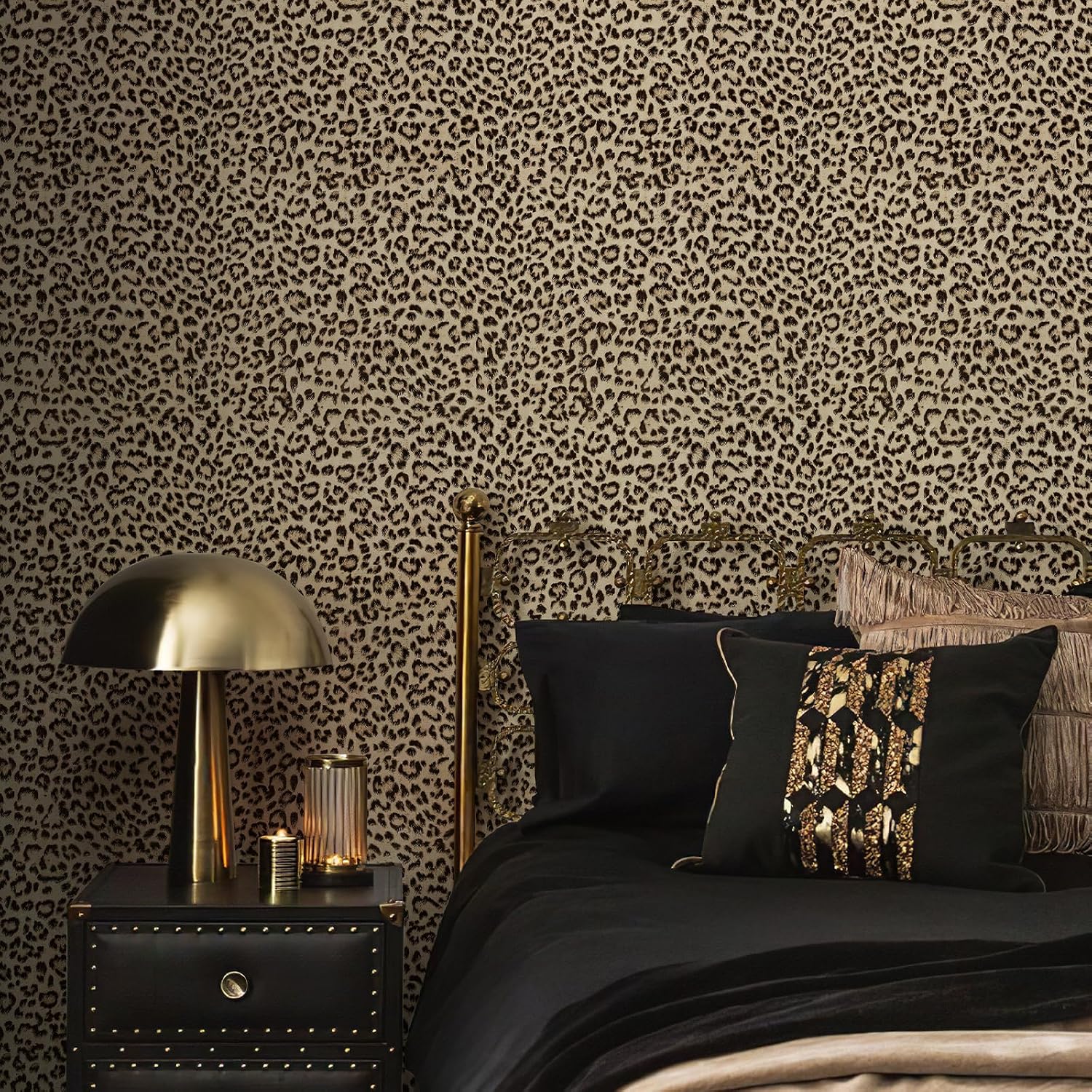 JiffDiff Leopard Print Peel and Stick Wallpaper, Waterproof Removable Self Adhesive Textured Wall Paper, Yellow Unique Funky Cheetah Contact Paper for Bedroom and Bathroom 120"X17.3"(14.4 sq. ft)
