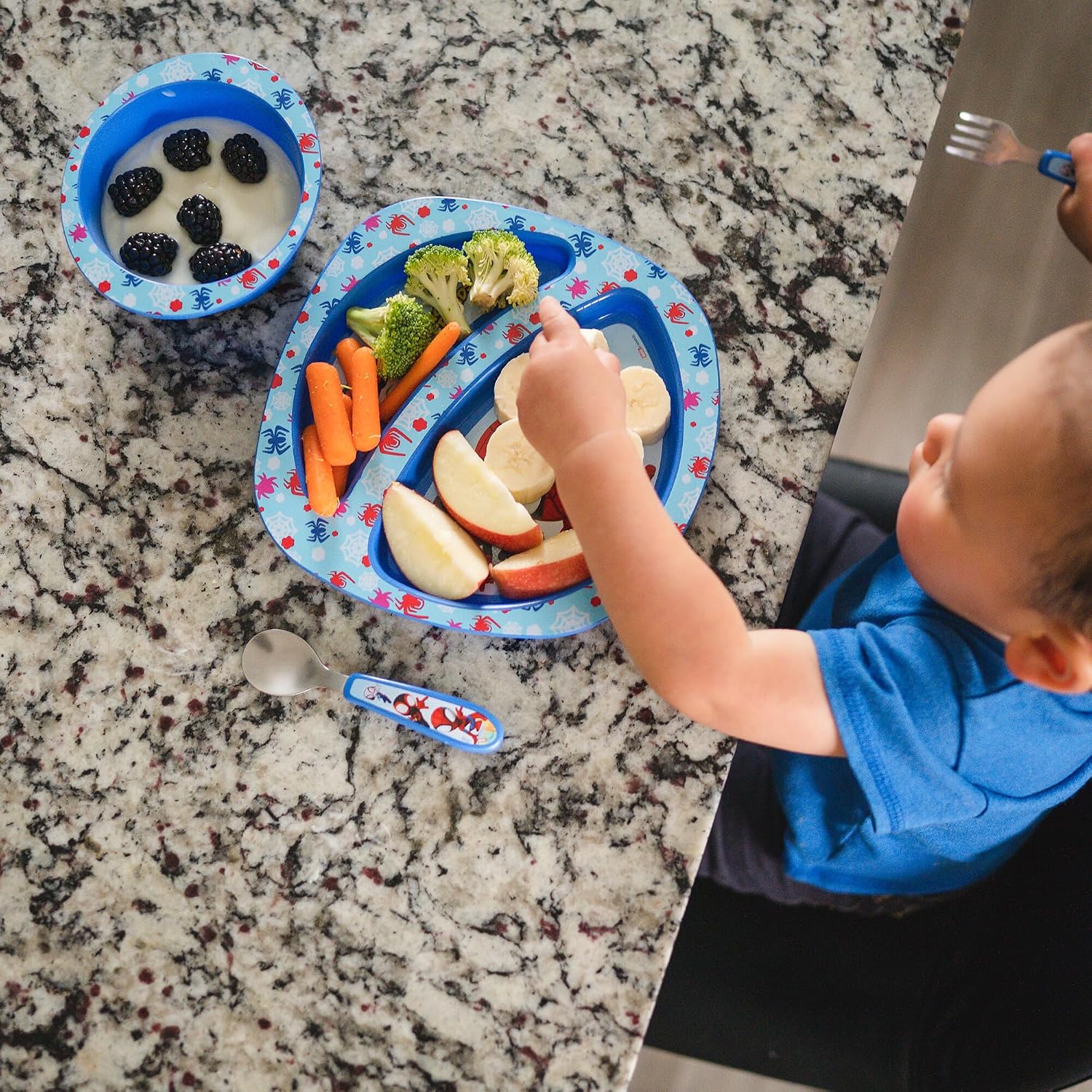 The First Years Spidey and His Amazing Friends Toddler Dinnerware Set - Toddler Plates and Toddler Utensils - Dishwasher Safe Toddler Feeding Supplies and Kids Utensils - 4 Count