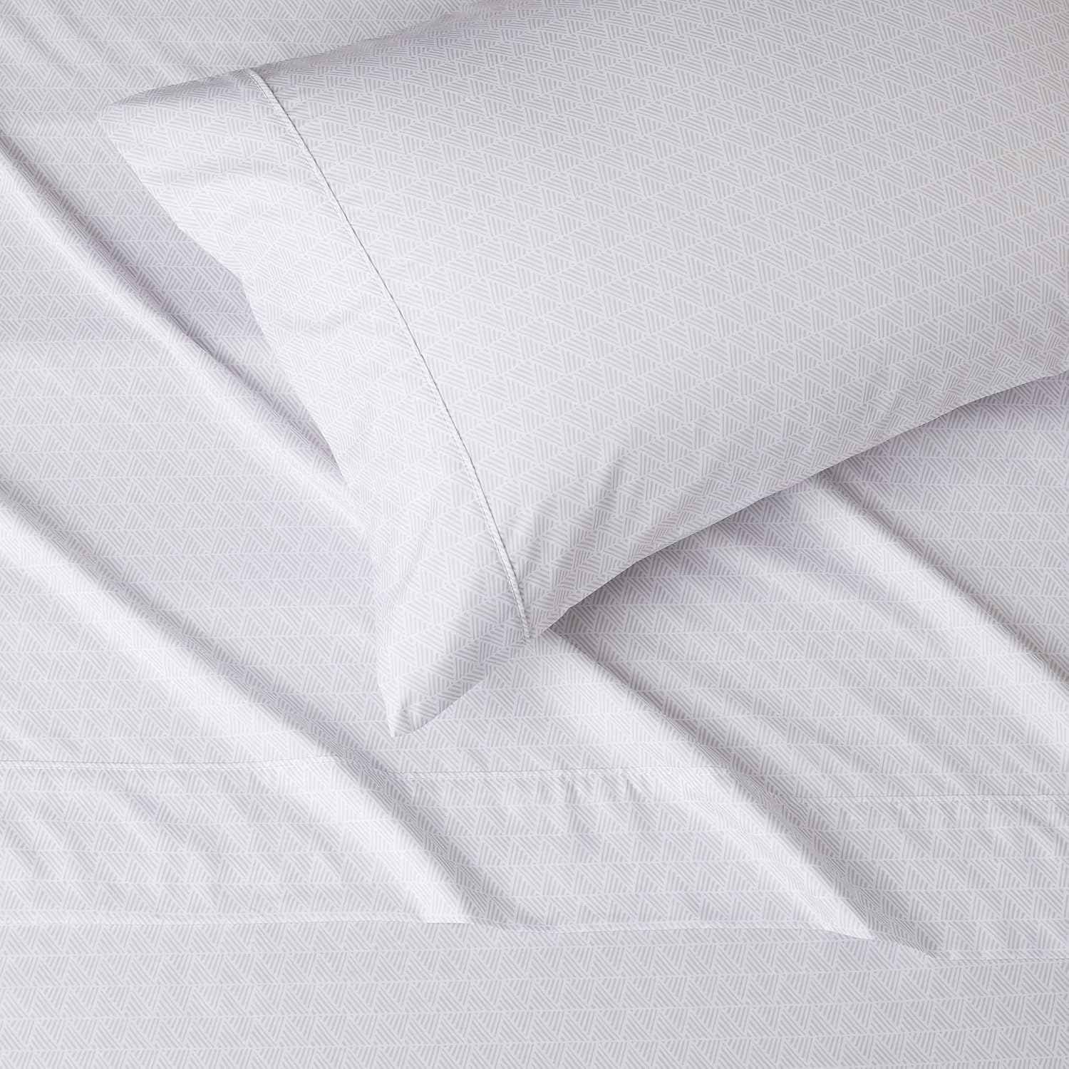 Amazon Basics Lightweight Super Soft Easy Care 3-Piece Microfiber Cozy Bed Sheet Set with 14-Inch Deep Pockets, Twin XL, Gray Crosshatch