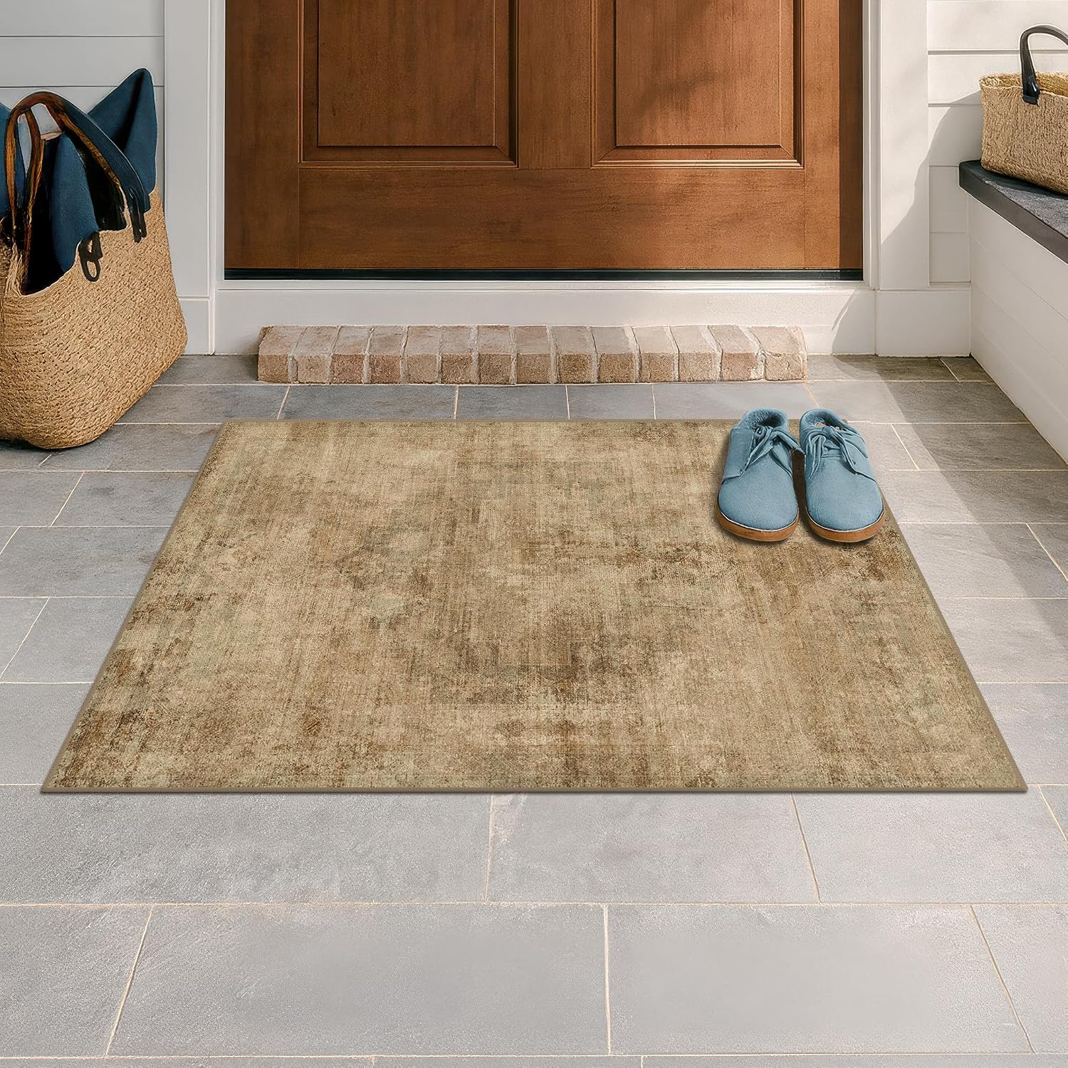 Washable 2x3 Small Entryway Rugs Indoor, Gold and Brown Area Rug for Kitchen, Bathroom, Farmhouse Medallion Indoor Décor, Non Slip Low Pile Stain Resistant Carpet, Distressed Design