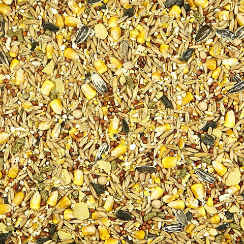 Kaytee Backyard Wildlife Food Blend for Rabbits and Squirrels, 5 Pound